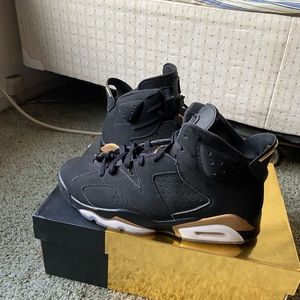Jordan 6 dmp size 10